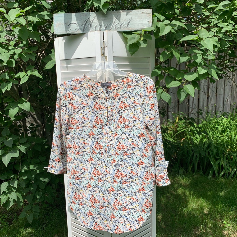 Like New! Limited Pull-Over Tunic in XS